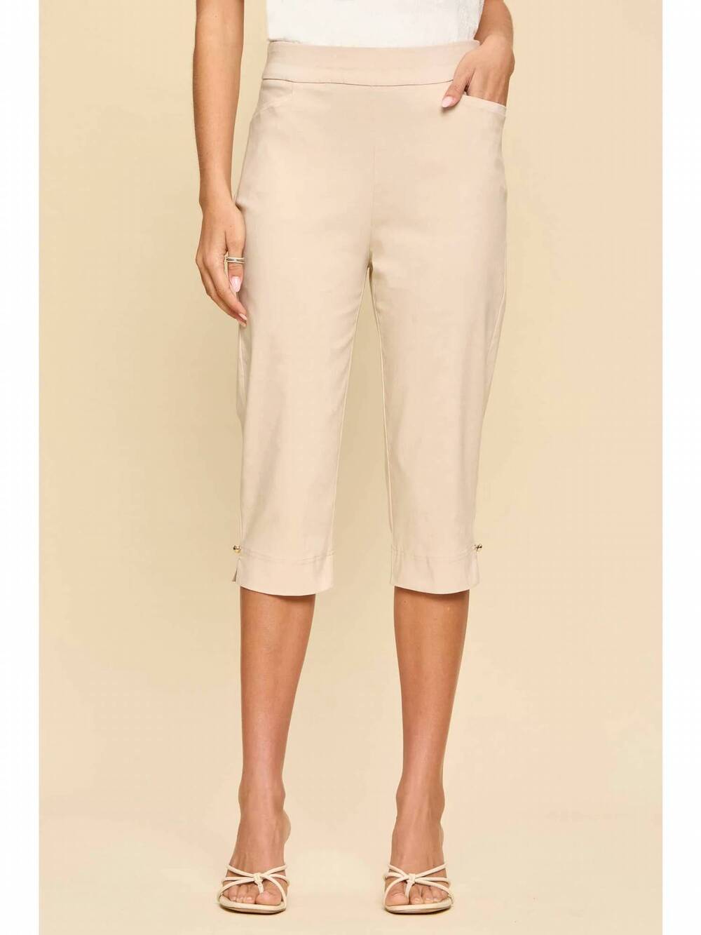 NEW DEAR SCARLETT refined luxury capri pants in beige